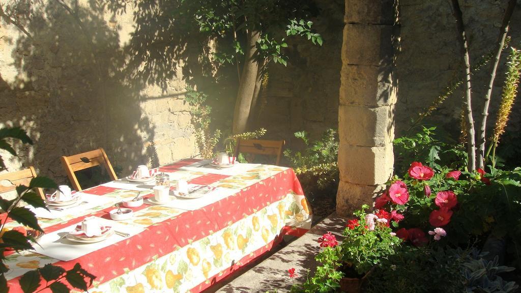 Le Richelieu Bed and Breakfast Uzès Exterior foto
