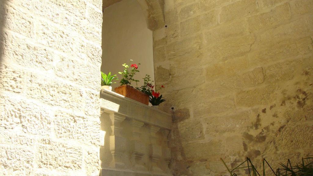 Le Richelieu Bed and Breakfast Uzès Exterior foto